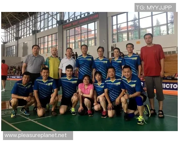 广州羽毛球队与深圳羽毛球队赛后复盘力量对比分析与未来展望