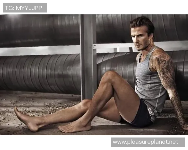 足球明星前胸纹身的艺术与意义探讨